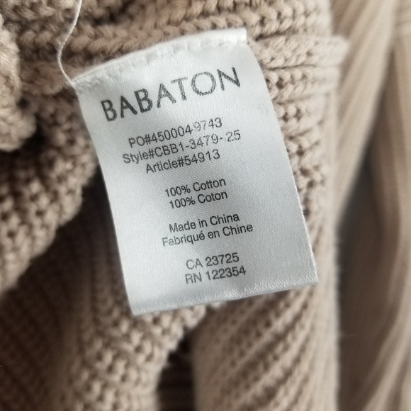 Babaton Oversized 100% Cotton V-Neck Knit Sweater - Picture 6 of 8